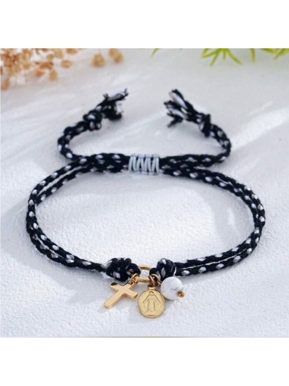 Virgin Mary bracelet Q221
